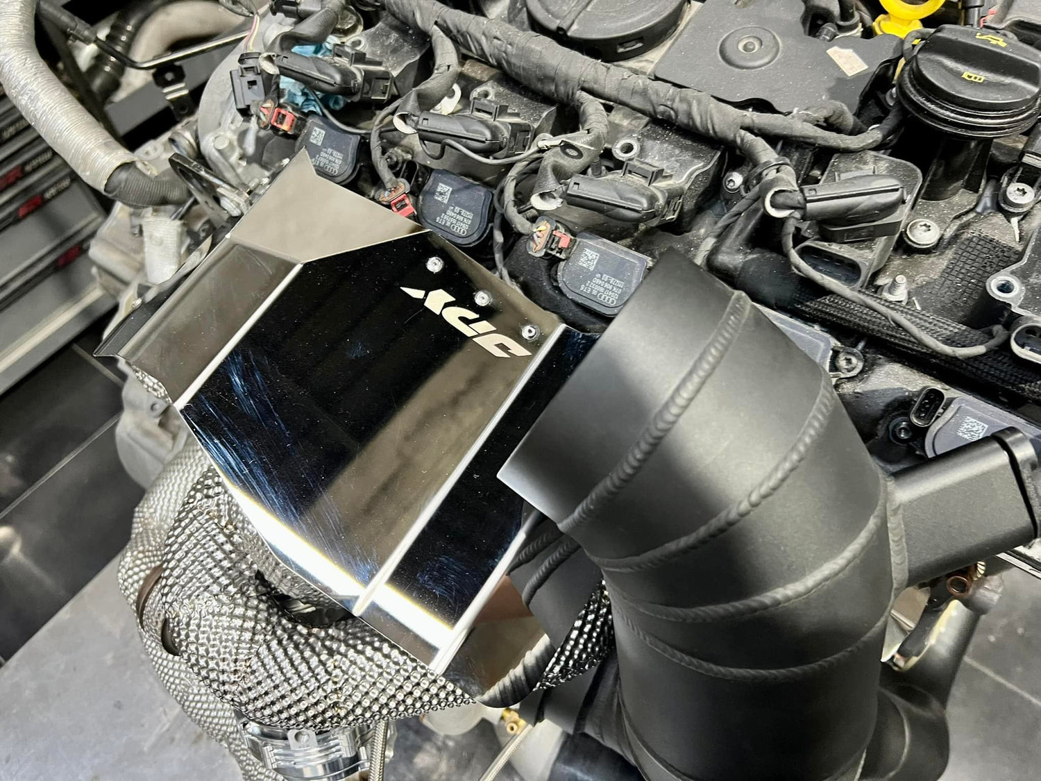 JDY Performance = Manifold Heat Shield for JDY 2.5TFSI V2! Turbo Kit (DAZA/DNWA)