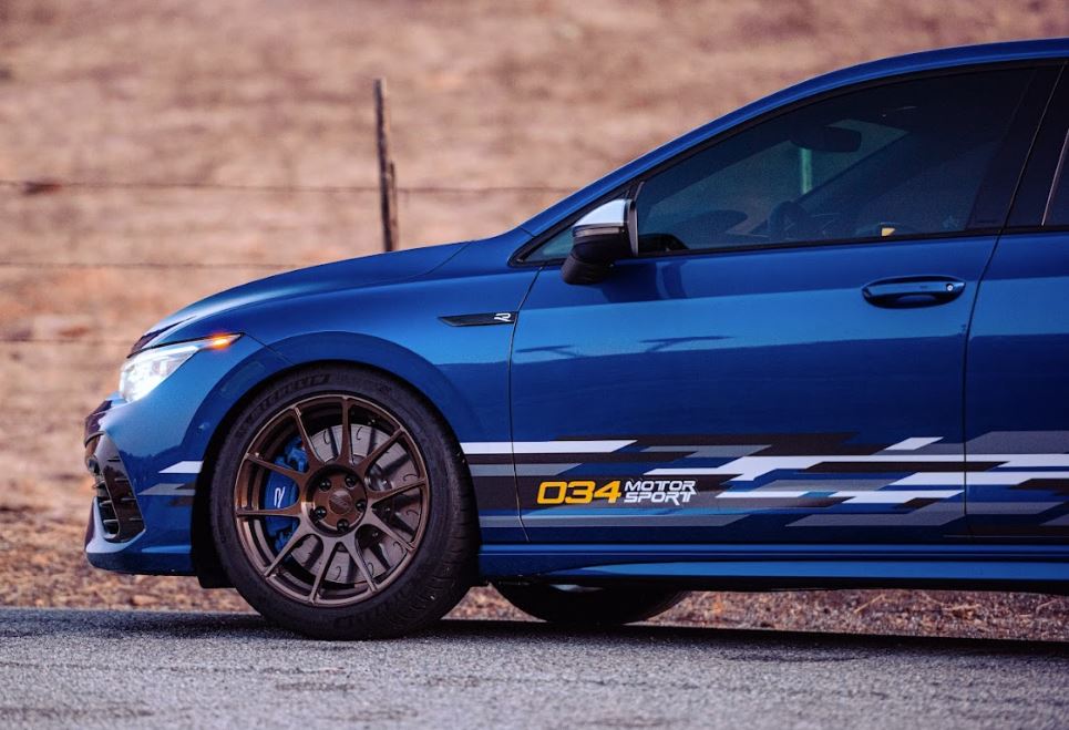 034 Motorsport - S34 Carbon Fibre Intake & Turbo Inlet - Volkswagen Mk8 Golf R & Audi 8Y S3 - 034-108-1083